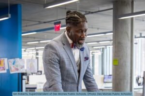 ICE detains Ian Roberts - Superintendent of the largest public school district in Iowa.