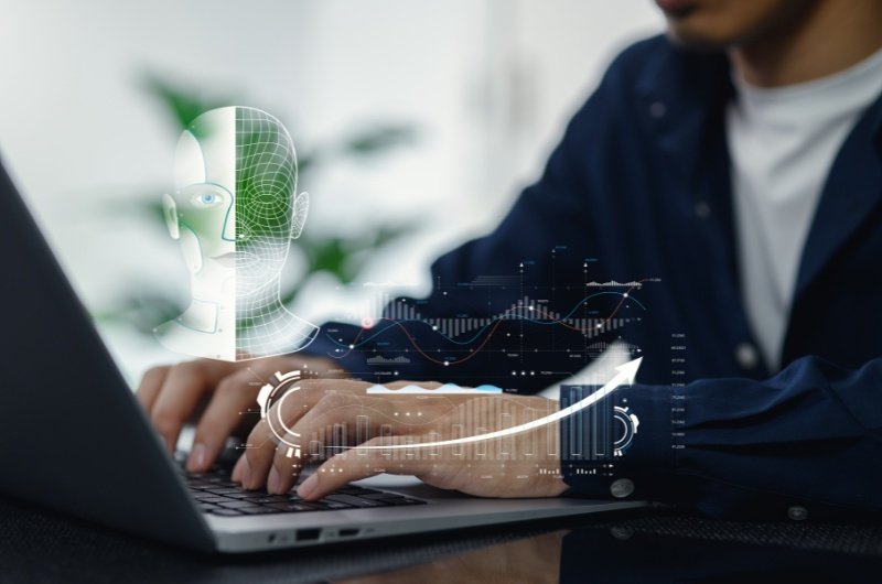 AI Technology Assisting with Data Analysis and Program Development