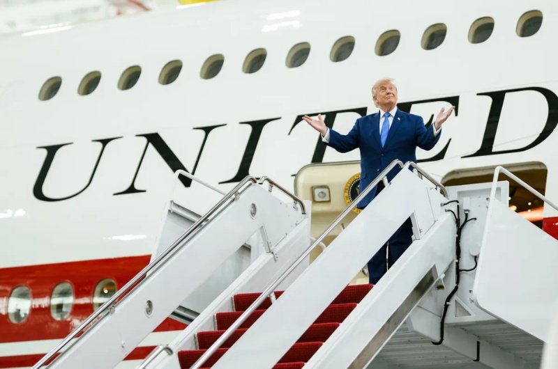 President Trump tours the new Air Force One aircraft gifted by Qatar. The Justice Department has withdrawn subpoenas issued to The New York Times reporters during its investigation into reporting about the aircraft.
