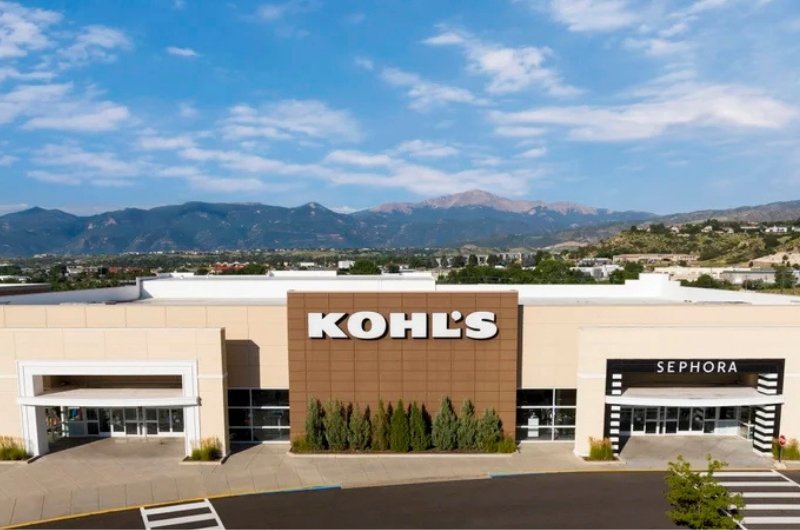 A Kohl’s storefront. The retailer reported another decline in comparable sales during its second quarter, extending a years-long stretch without comparable-sales growth.