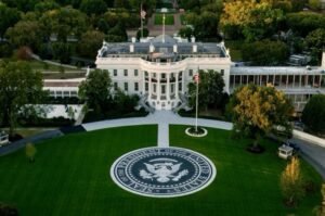 The restored South facade of the White House and its newly renovated South Lawn entrance, shown in a photograph shared by President Donald Trump.
